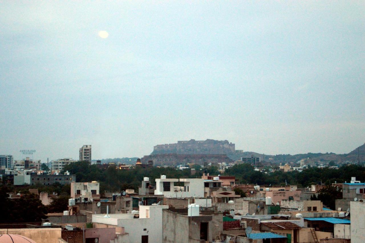 Hotelier Hosts - A Home Stay Jodhpur  Luaran gambar